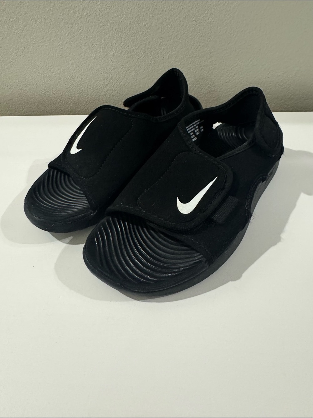 Nike Kids Sunray Adjust 5 V2 Adjustable Black Sandals